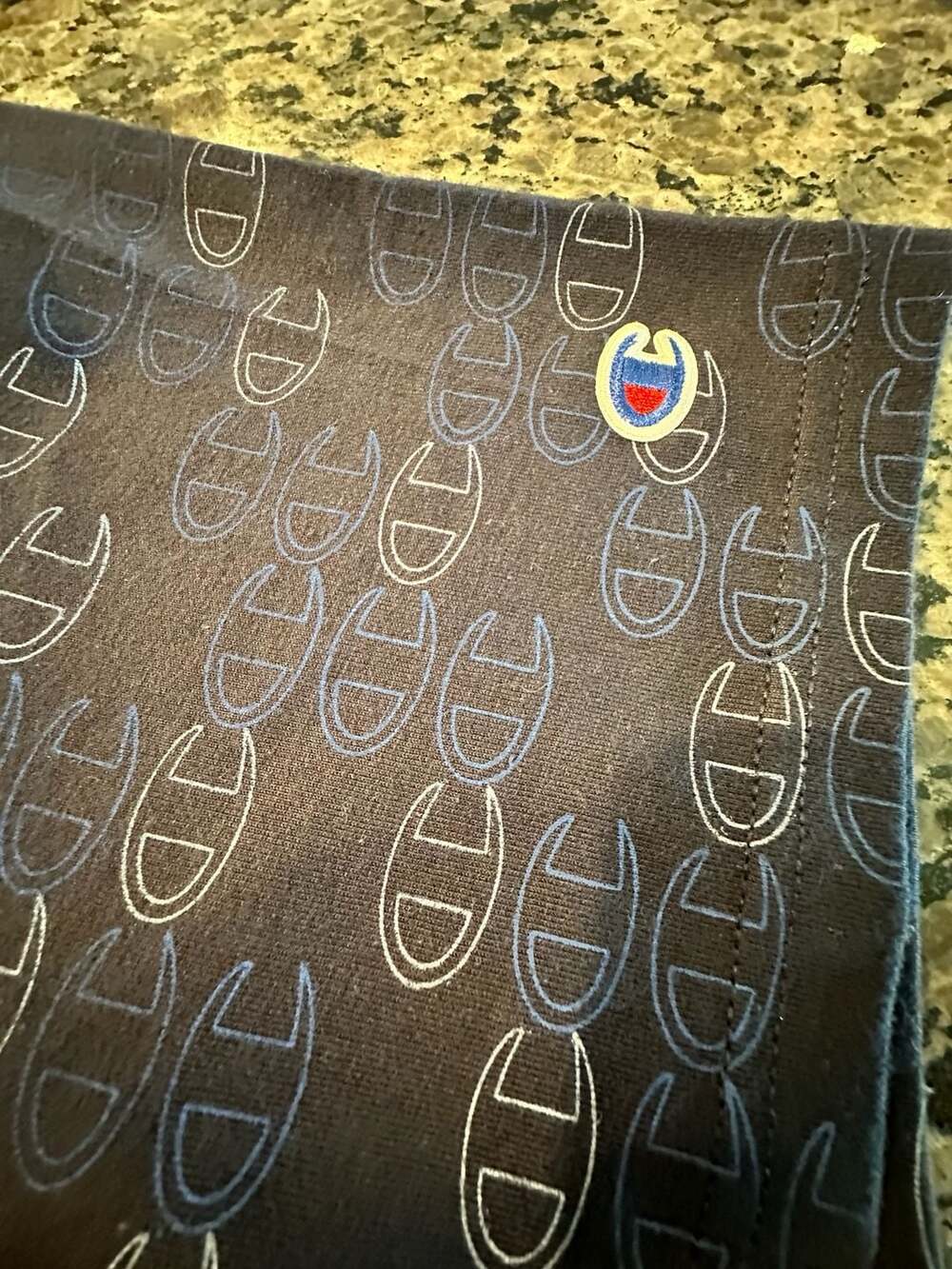 Champion Allover Logo Print Short Sleeve T-Shirt Size XL - Picture 2 of 4